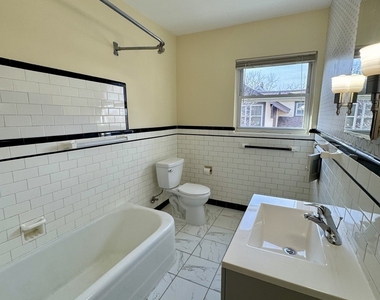 234 E Plesant Street - Photo Thumbnail 11