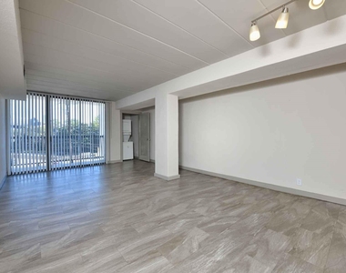 5400 Memorial Drive - Photo Thumbnail 6