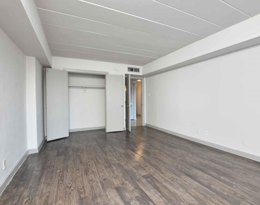 5400 Memorial Drive - Photo Thumbnail 9