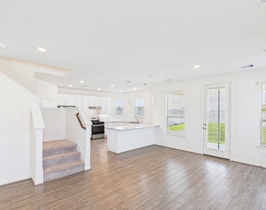 15643 Fellswood Drive - Photo Thumbnail 6