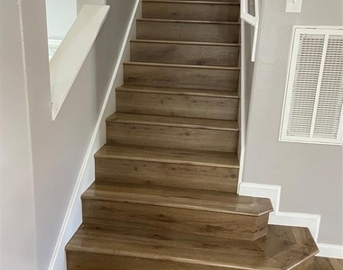 18107 Flower Grove Court - Photo Thumbnail 5