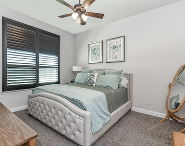 6110 Meadow Bluff Court - Photo Thumbnail 20