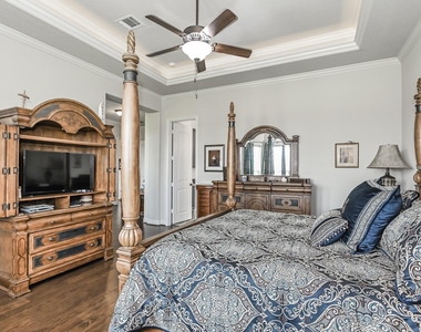 6110 Meadow Bluff Court - Photo Thumbnail 14
