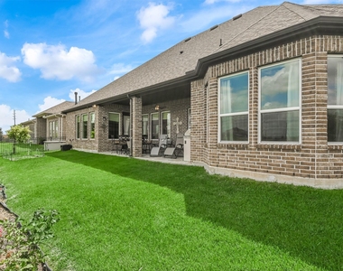 6110 Meadow Bluff Court - Photo Thumbnail 27
