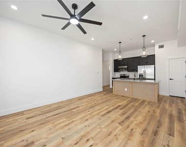 8013 Cora Street - Photo Thumbnail 2