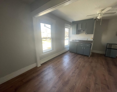 52 Chestnut - Photo Thumbnail 2