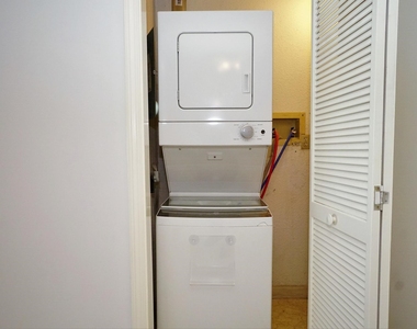 50 Brookside - Photo Thumbnail 8