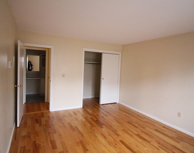 73 East Broadway - Photo Thumbnail 10