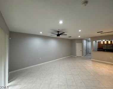 4380 Lazio Way - Photo Thumbnail 19