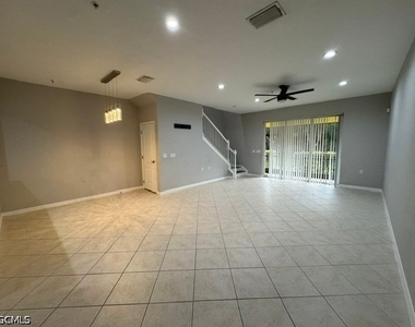 4380 Lazio Way - Photo Thumbnail 17