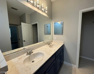 4380 Lazio Way - Photo Thumbnail 34