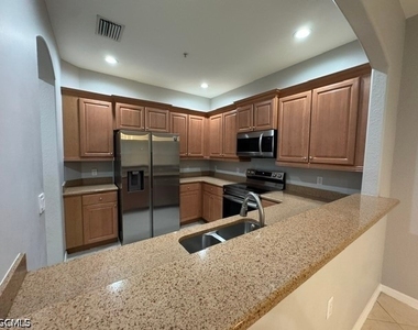 4380 Lazio Way - Photo Thumbnail 9