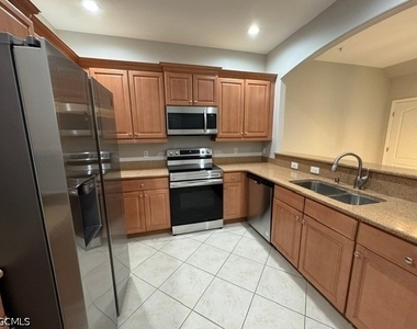 4380 Lazio Way - Photo Thumbnail 10