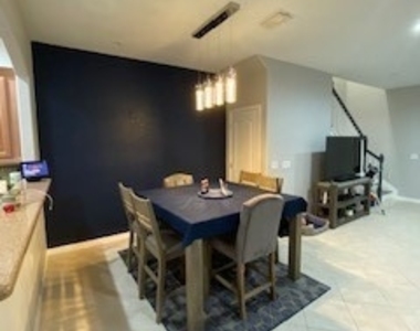 4380 Lazio Way - Photo Thumbnail 7