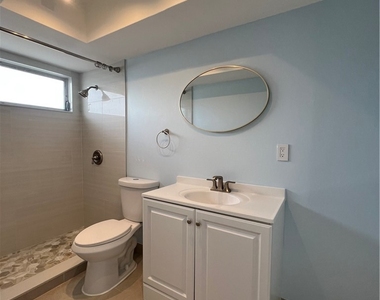 1406 Se 2nd Place - Photo Thumbnail 7