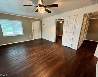 19113/115 Holly Road - Photo Thumbnail 11