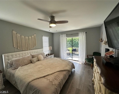 1714 Se 2nd Street - Photo Thumbnail 10