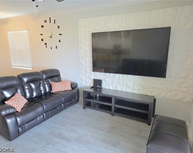 16195 Bacopa Drive - Photo Thumbnail 8