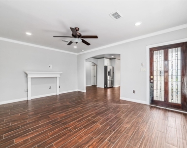 5012 Irvington Boulevard - Photo Thumbnail 2