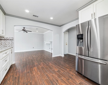 5012 Irvington Boulevard - Photo Thumbnail 7