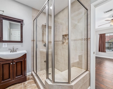 5012 Irvington Boulevard - Photo Thumbnail 15