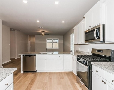 413 San Miguel Creek Drive - Photo Thumbnail 5