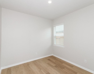 413 San Miguel Creek Drive - Photo Thumbnail 11