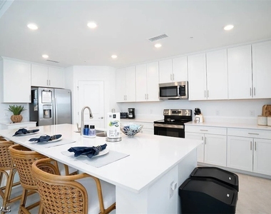 6036 Ellerston Way - Photo Thumbnail 3