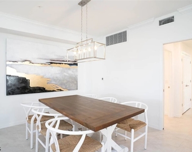6036 Ellerston Way - Photo Thumbnail 5