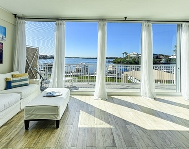 4975 Bonita Beach Road - Photo Thumbnail 7