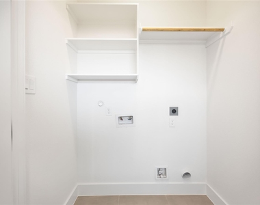 6735 Peerless Street - Photo Thumbnail 19
