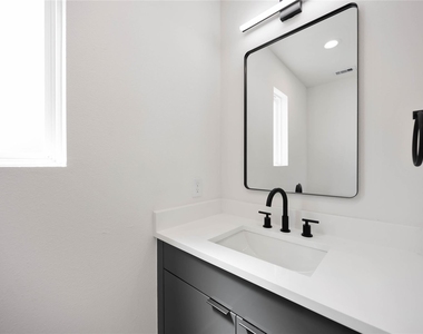 6735 Peerless Street - Photo Thumbnail 23