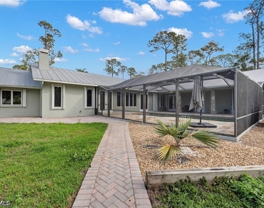 840 Jung Boulevard W - Photo Thumbnail 14