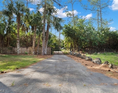 840 Jung Boulevard W - Photo Thumbnail 37