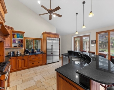 840 Jung Boulevard W - Photo Thumbnail 15