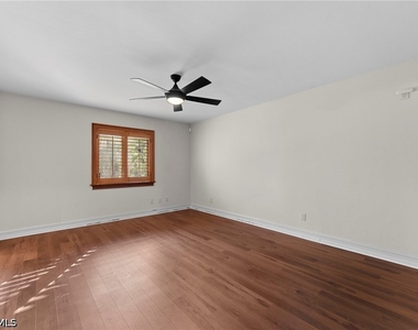 840 Jung Boulevard W - Photo Thumbnail 29