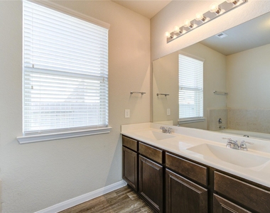 3566 Paganini Place - Photo Thumbnail 14
