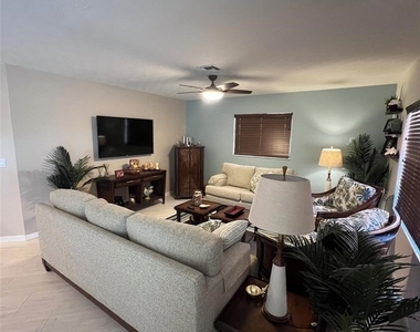 1535 Chesapeake Avenue - Photo Thumbnail 14