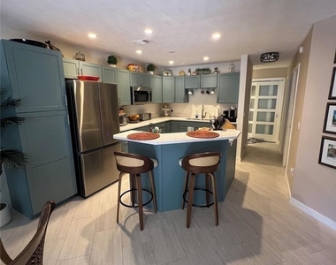 1535 Chesapeake Avenue - Photo Thumbnail 13