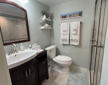 1535 Chesapeake Avenue - Photo Thumbnail 11
