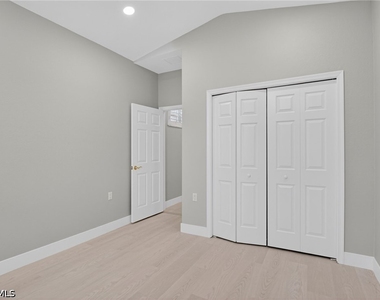 4655 Hawks Nest Way - Photo Thumbnail 28