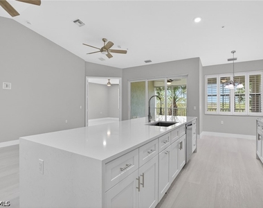 4655 Hawks Nest Way - Photo Thumbnail 14