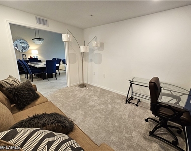 5427 Double Eagle Circle - Photo Thumbnail 11