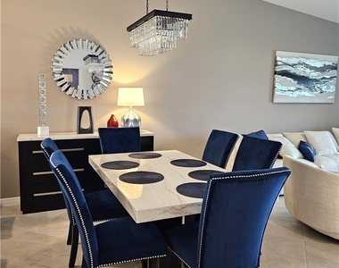 5427 Double Eagle Circle - Photo Thumbnail 3