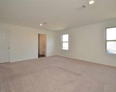 16439 Big Hickory Dr - Photo Thumbnail 13