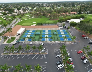 256 Palm Drive - Photo Thumbnail 3