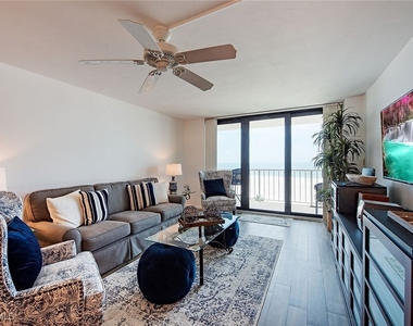 260 Seaview Court - Photo Thumbnail 4