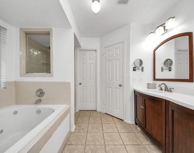 2204 Gemini Street - Photo Thumbnail 27