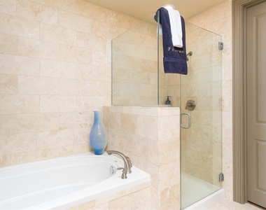 7 Riverway - Photo Thumbnail 4