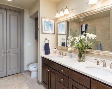 7 Riverway - Photo Thumbnail 3